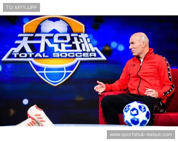 足球球星乘坐私人飞机引发关注豪华出行方式再度成为热议焦点